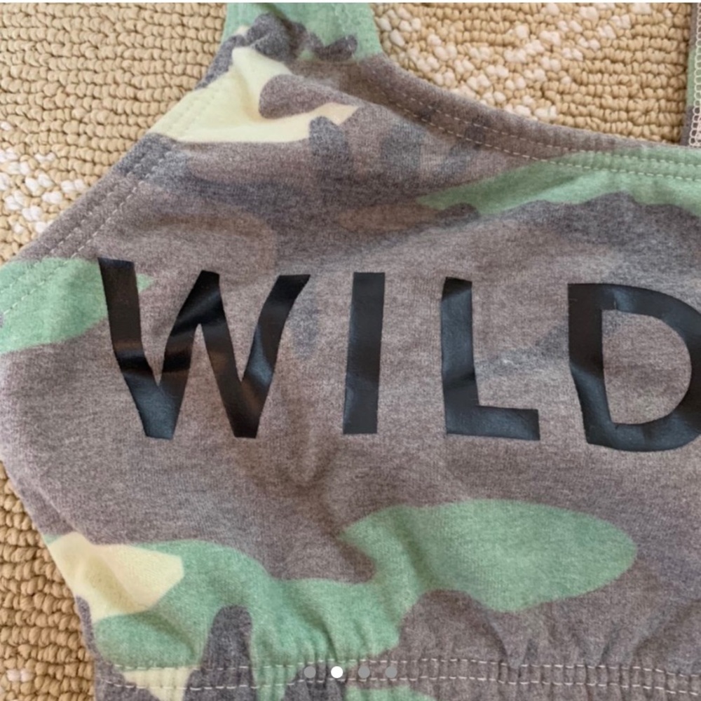 Wild fox camo sports bra